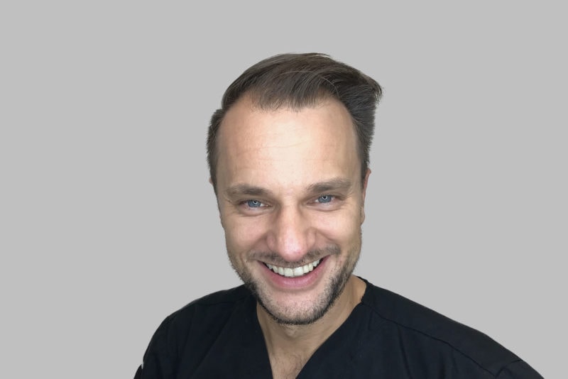 Dr. Jakob Müller Zahnarzt ZurichDental